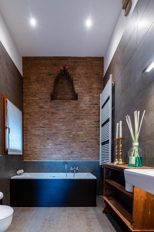 Sacrati 39 Apartment Ferrara Ngoại thất bức ảnh
